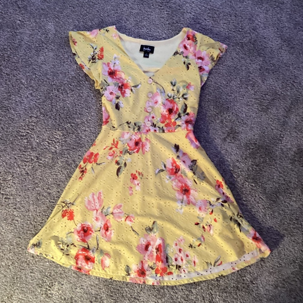 Yellow V-neck Womens Dress, Pink Flower Print, Button